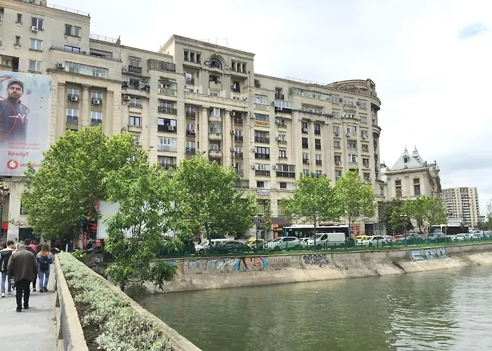 Diana's Flat-bucharest - Old *