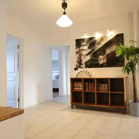 Diana's Flat-bucharest - Old Apartman Bukarest