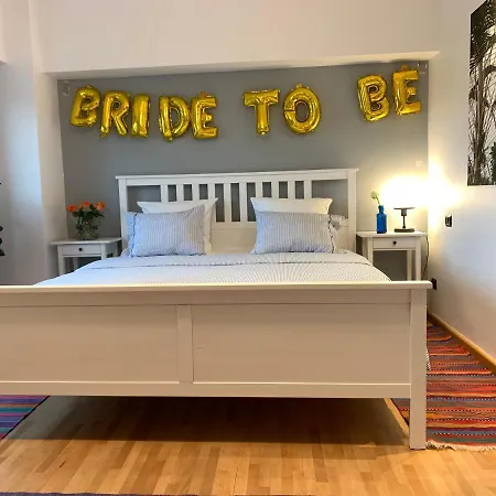 Diana's Flat-bucharest - Old *