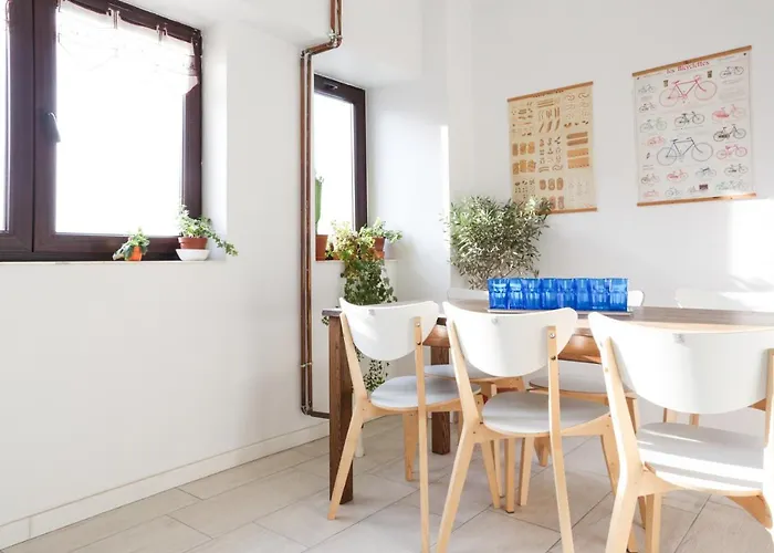 Diana's Flat-bucharest - Old *