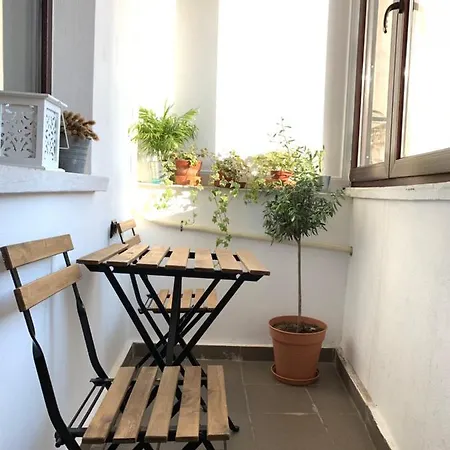 Апартаменти Diana's Flat-bucharest - Old Бухарест